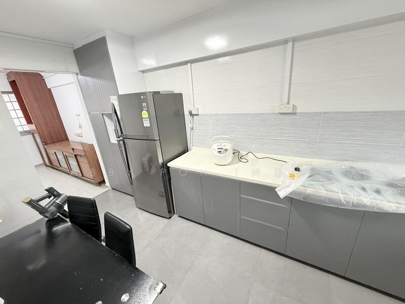 279 Yishun Street 22, 279 Yishun Street 22, 3 Bedrooms, 904 sqft, HDB Flat For Rent, by Abby Poh (傅鏸葿), 500052743 - Kitchen - PropertyGuru.com.sg