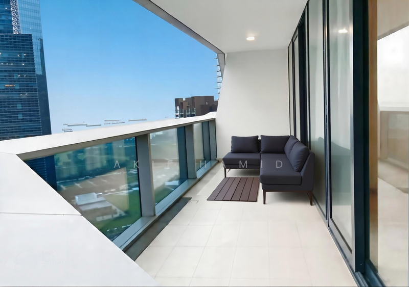 Marina Bay Suites Apartment For Sale at S$ 3,480,000 | PropertyGuru Singapore - Balcony