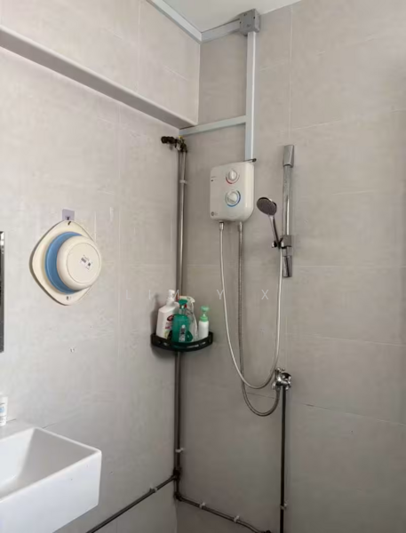 867 Yishun Street 81, 867 Yishun Street 81, 3 Bedrooms, 11,193 sqft, HDB Flat For Rent, by Lim Y X, 500052783 - Bathroom - PropertyGuru.com.sg