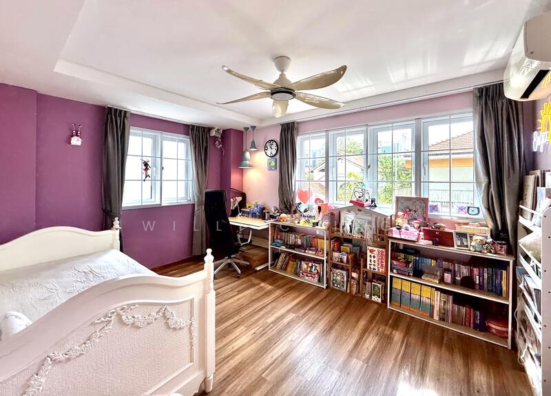 Charming 5+2 Room Corner Terrace near Tao Nan School & Marine Terrace MRT Station Corner Terrace For Sale at S$ 7,680,000 | PropertyGuru Singapore - Bedroom