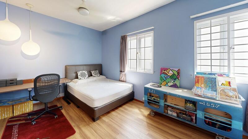 Charming 5+2 Room Corner Terrace near Tao Nan School & Marine Terrace MRT Station Corner Terrace For Sale at S$ 7,680,000 | PropertyGuru Singapore - Bedroom