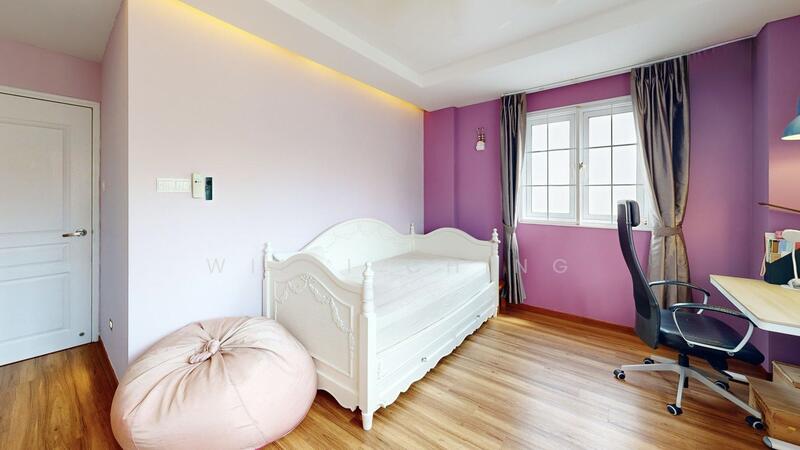 Charming 5+2 Room Corner Terrace near Tao Nan School & Marine Terrace MRT Station Corner Terrace For Sale at S$ 7,680,000 | PropertyGuru Singapore - Bedroom