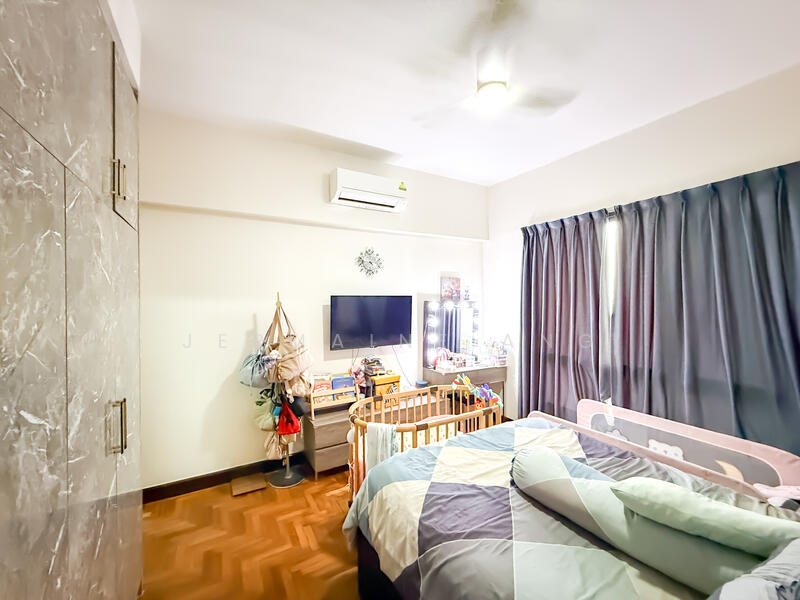 Regent Heights Condominium For Sale at S$ 1,180,000 | PropertyGuru Singapore