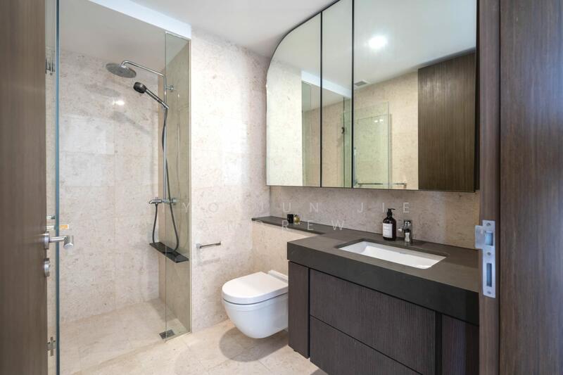 Avenue South Residence Condominium For Sale at S$ 1,490,000 | PropertyGuru Singapore - Bathroom