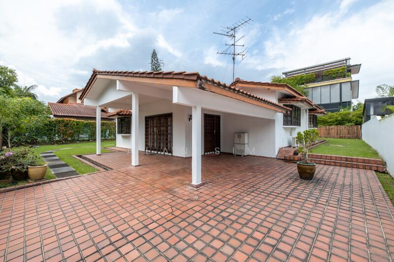 ✰LUXURYHOMESWITHALAN✰ Sunset Square Bungalow House For Sale at S$ 12,999,999 | PropertyGuru Singapore - Exterior