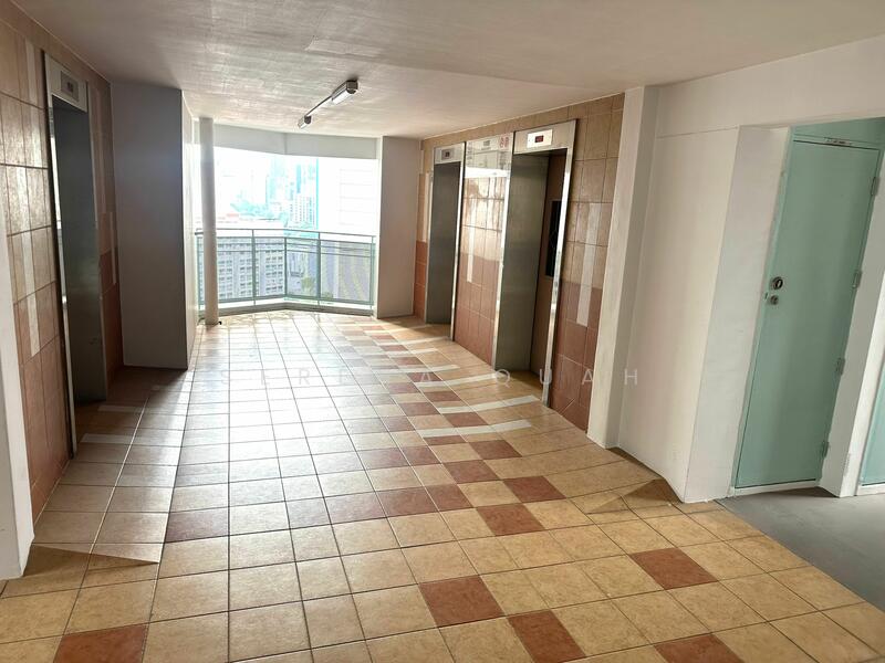 108B Mcnair Road HDB Flat For Sale at S$ 930,000 | PropertyGuru Singapore - Huge & Spacious Lift Lobby