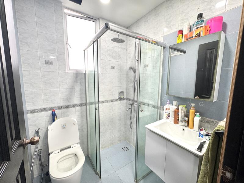 Loyang Villas Terraced House For Sale at S$ 2,600,000 | PropertyGuru Singapore