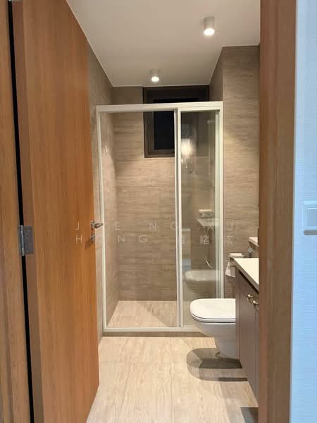 Rivercove Residences EC, 20 Anchorvale Ln, 3 Bedrooms, 904 sqft, Condominium For Rent, by Joe Ng Xu Hong 黄緒汯, 500052892 - Bathroom - PropertyGuru.com.sg