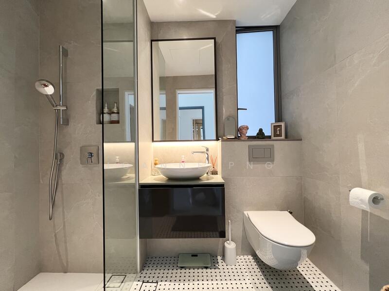 The Oceanfront @ Sentosa Cove Condominium For Sale at S$ 4,500,000 | PropertyGuru Singapore