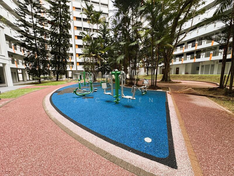 236 Compassvale Walk, 236 Compassvale Walk, 3 Bedrooms, 1,324 sqft, HDB Flat For Rent, by Zac Chen, 500052918 - Exterior - PropertyGuru.com.sg