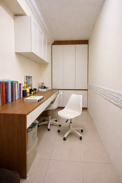 761 Jurong West Street 74 HDB Flat For Sale at S$ 820,000 | PropertyGuru Singapore - Study