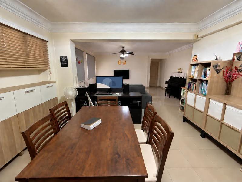 761 Jurong West Street 74, 761 Jurong West Street 74, Boon Lay / Jurong / Tuas, 4 Bedrooms, 1,539 sqft, HDB Flat For Sale, by James Tai, 500052919 - Living Room - PropertyGuru.com.sg