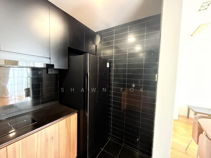 Studio 3, 28 Shanghai Road, 1 Bedroom, 549 sqft, Condominium For Rent, by Shawn Fok, 500052922 - Kitchen - PropertyGuru.com.sg