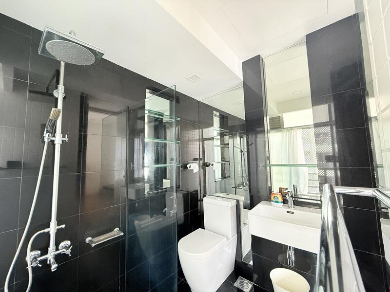 Studio 3, 28 Shanghai Road, 1 Bedroom, 549 sqft, Condominium For Rent, by Shawn Fok, 500052922 - Bathroom - PropertyGuru.com.sg