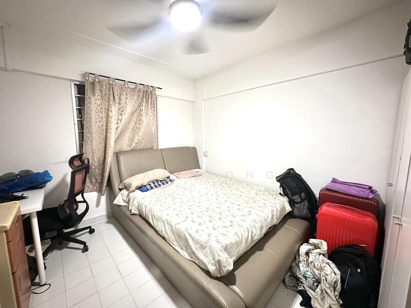 For Sale - 585 Ang Mo Kio Avenue 3