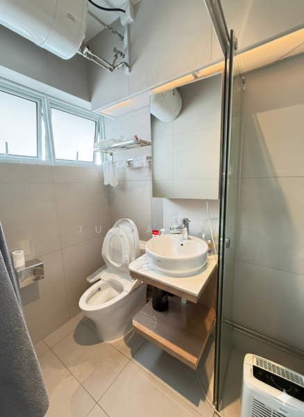 633 Pasir Ris Drive 3 HDB Flat For Sale at S$ 738,888 | PropertyGuru Singapore - Bathroom
