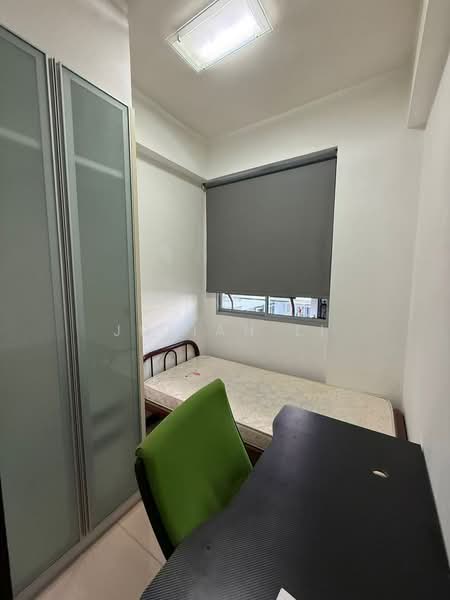 D'Weave, 5 Lorong 39 Geylang, 2 Bedrooms, 570 sqft, Condominium For Rent, by Julian Li, 500052953 - Bedroom - PropertyGuru.com.sg