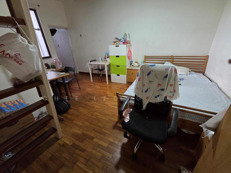 Tropicana Condominium, 2 Jalan Tiga Ratus, Room Rental, 200 sqft, Condominium For Rent, by Chee Leong Yen, 500052962 - Bedroom - PropertyGuru.com.sg