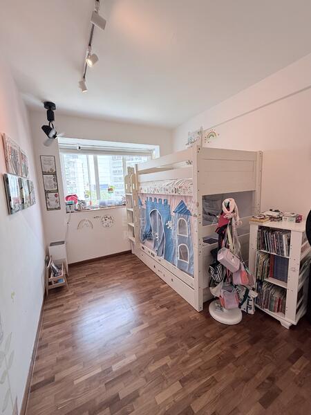 Rio Vista Condominium For Sale at S$ 1,700,000 | PropertyGuru Singapore - Bedroom