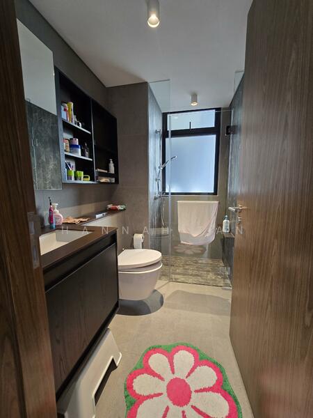 View at Kismis Condominium For Sale at S$ 2,980,000 | PropertyGuru Singapore - Bathroom