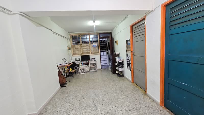 4 Holland Close, 4 Holland Close, 2 Bedrooms, 721 sqft, HDB Flat For Sale, by Joe Leow, 500053014 - Living Room - PropertyGuru.com.sg