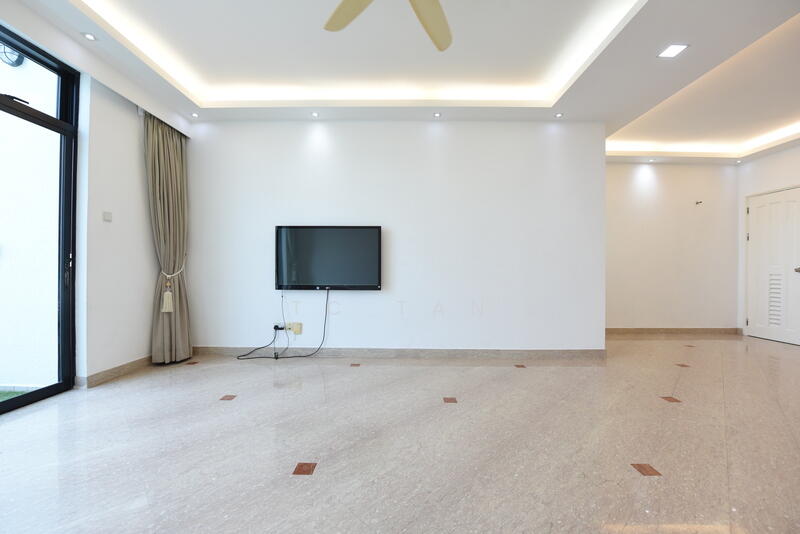 Spring Grove, 53 Grange Road, 3 Bedrooms, 1,389 sqft, Condominium For Rent, by TC Tan, 500053018 - Living Room - PropertyGuru.com.sg