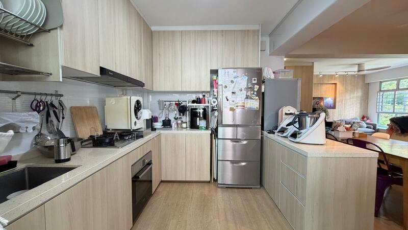 70A Telok Blangah Heights HDB Flat For Sale at S$ 930,000 | PropertyGuru Singapore - Kitchen
