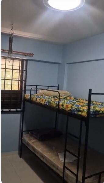 446 Clementi Avenue 3, 446 Clementi Avenue 3, 2 Bedrooms, 720 sqft, HDB Flat For Rent, by Mar Inn Chee, 500053043 - Bedroom - PropertyGuru.com.sg