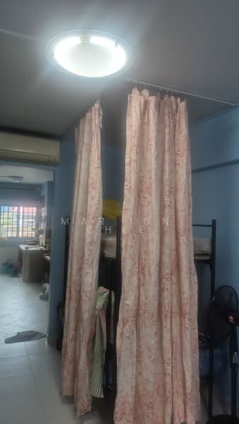 446 Clementi Avenue 3, 446 Clementi Avenue 3, 1 Bedroom, 720 sqft, HDB Flat For Rent, by Mar Inn Chee, 500053043 - Bedroom - PropertyGuru.com.sg