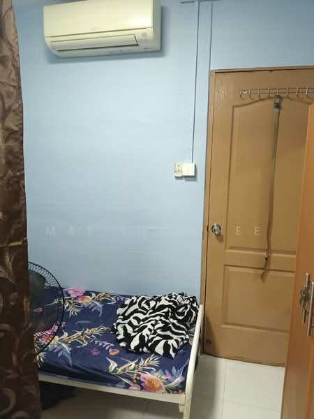 446 Clementi Avenue 3, 446 Clementi Avenue 3, 1 Bedroom, 720 sqft, HDB Flat For Rent, by Mar Inn Chee, 500053043 - Bedroom - PropertyGuru.com.sg