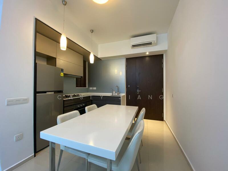 D'Nest Condominium For Sale at S$ 1,200,000 | PropertyGuru Singapore - Kitchen