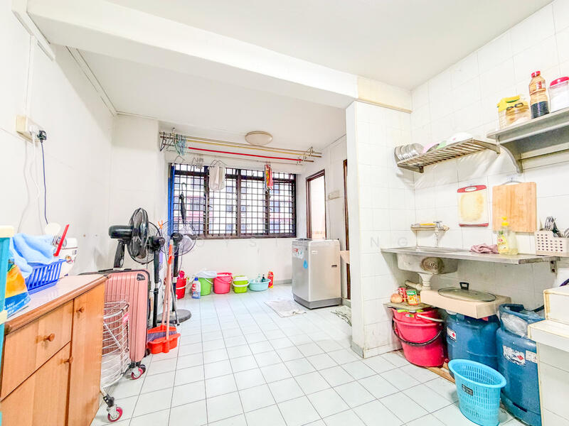 122 Yuan Ching Road HDB Flat For Sale at S$ 328,888 | PropertyGuru Singapore