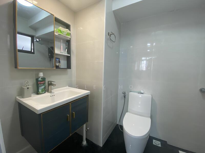 For Sale - 404A Fernvale Lane