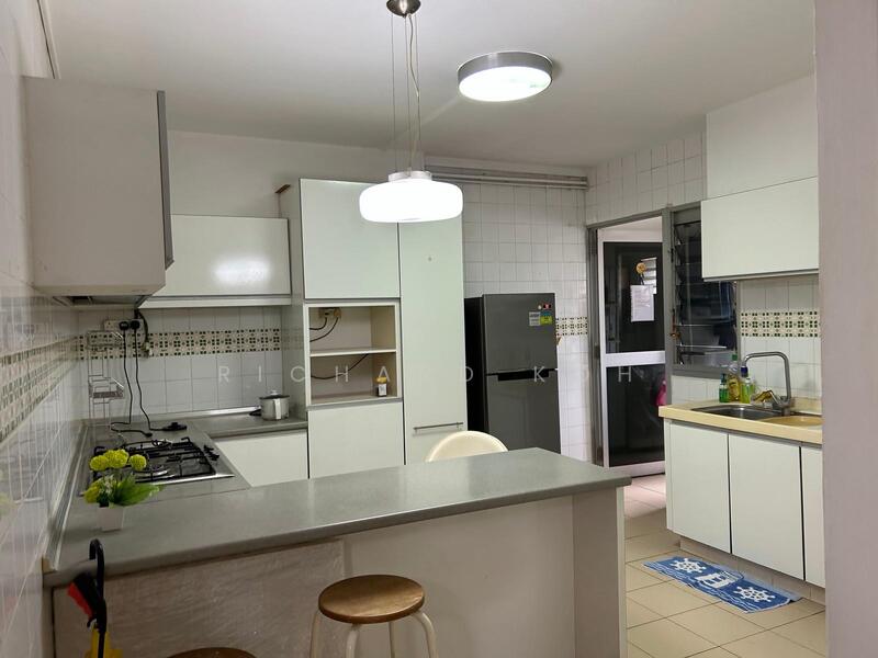270 Pasir Ris Street 21, 270 Pasir Ris Street 21, Room Rental, 290 sqft, HDB Flat For Rent, by Richard Koh, 500053088 - Kitchen - PropertyGuru.com.sg