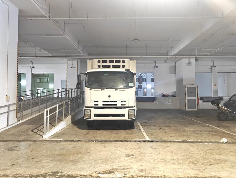 JTC Food Hub @ Senoko, 15 Senoko Drive, 23,970 sqft, Factory / Workshop (B2) For Rent, by June Foo 六姐, 500053129 - Car Park - CommercialGuru.com.sg