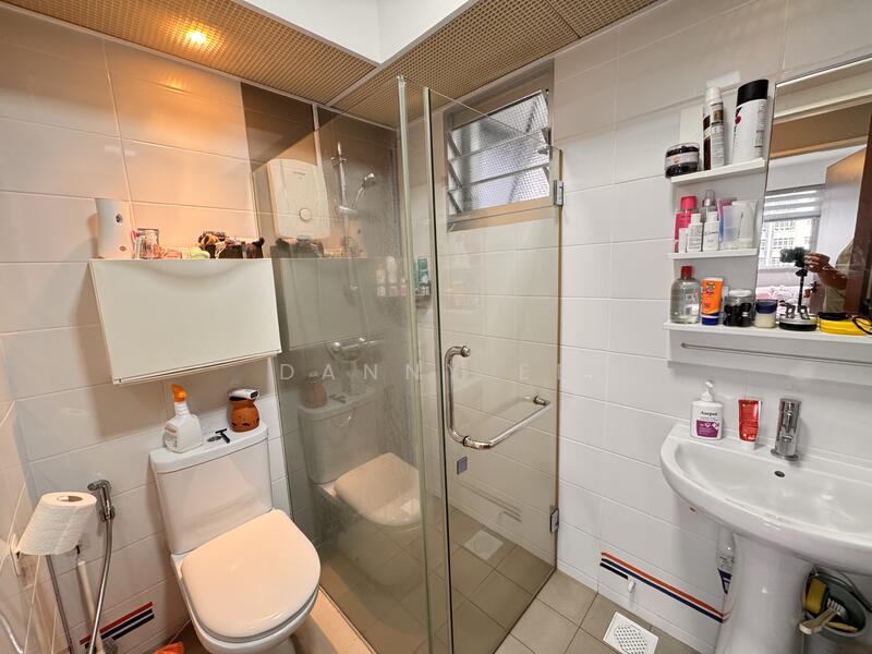 220B Sumang Lane HDB Flat For Sale at S$ 680,000 | PropertyGuru Singapore - Common Bathroom
