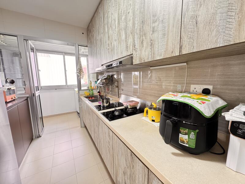 220B Sumang Lane HDB Flat For Sale at S$ 680,000 | PropertyGuru Singapore - Kitchen