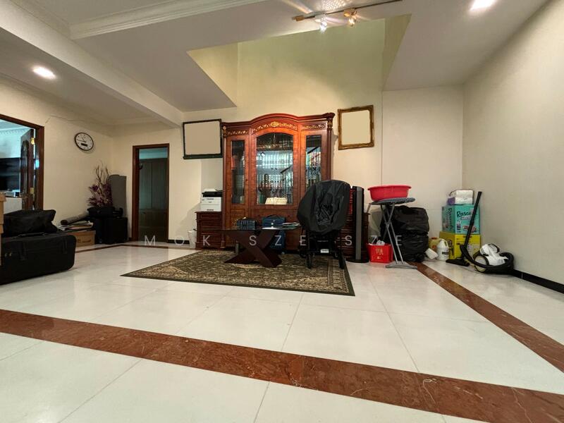 Goodman Road Semi-Detached House For Sale at S$ 16,900,000 | PropertyGuru Singapore - Living Room