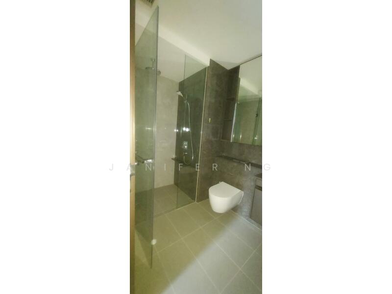 Tembusu Grand Condominium For Sale at S$ 2,100,000 | PropertyGuru Singapore - Bathroom
