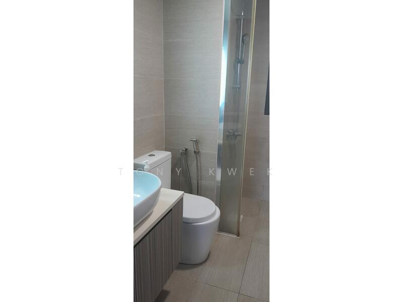 Northwave EC, 101 Woodlands View, 3 Bedrooms, 990 sqft, Executive Condominium For Rent, by Tony Kwek, 500053171 - Bathroom - PropertyGuru.com.sg