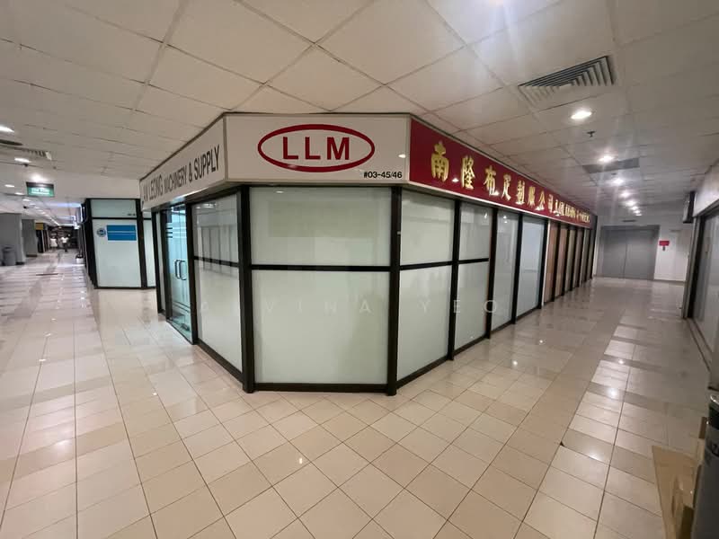 Sultan Plaza, 100 Jalan Sultan, Beach Road / Bugis / Rochor, 300 sqft, Mall Shop For Sale, by Alvina Yeo, 500053185 - Corridor - CommercialGuru.com.sg