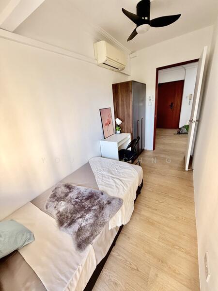 Aquarius By The Park, 1 Bedok Reservoir View, Room Rental, 108 sqft, Condominium For Rent, by Young Chng, 500053191 - Bedroom - PropertyGuru.com.sg