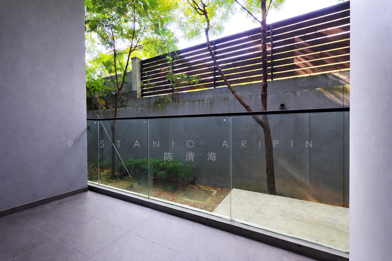 The Enclave Holland Condominium For Sale at S$ 980,888 | PropertyGuru Singapore - Balcony