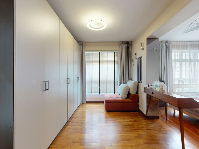 Master Bedroom (Combined with commmon)