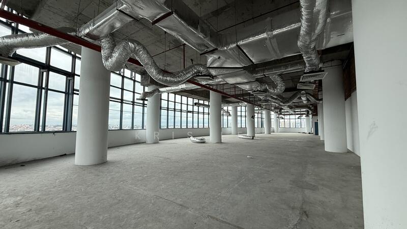 Changi Sth Ind Estate - Corporate Building, , 160,000 sqft, Factory / Workshop (B2) For Sale, by Kris Lee, 500053253 - Office Section - CommercialGuru.com.sg