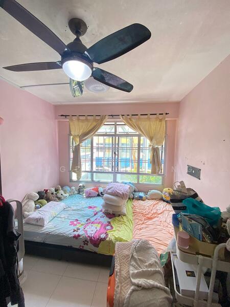 452 Yishun Ring Road HDB Flat For Sale at S$ 470,000 | PropertyGuru Singapore - Bedroom