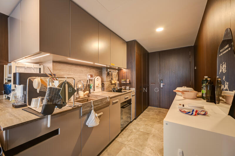 One Pearl Bank Condominium For Sale at S$ 2,268,000 | PropertyGuru Singapore - Entrance
