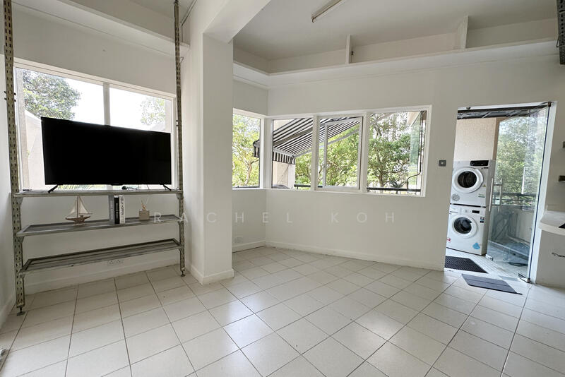 Bayshore Park, 66 Bayshore Road, 1 Bedroom, 743 sqft, Condominium For Rent, by Rachel Koh, 500053271 - Living Room - PropertyGuru.com.sg