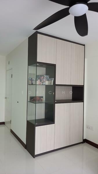 289A Compassvale Crescent HDB Flat For Sale at S$ 695,000 | PropertyGuru Singapore - Entrance Area