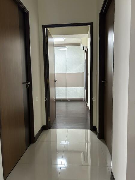 289A Compassvale Crescent HDB Flat For Sale at S$ 695,000 | PropertyGuru Singapore - Corridor